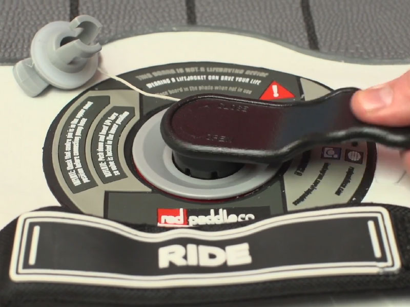 Hogyan nyisd ki a SUP szelepét? 2